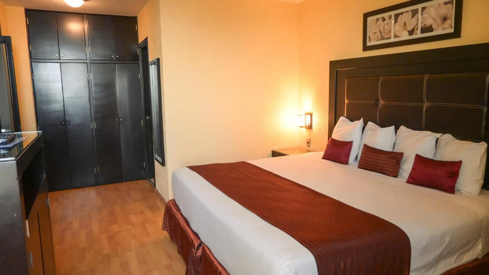 Hotel Santa Irene Guadalajara